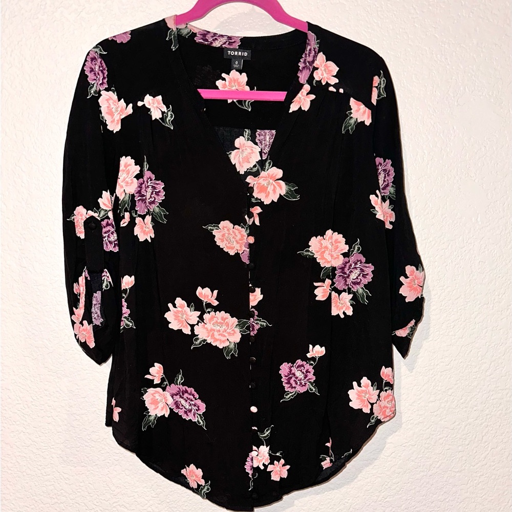 Loose fitting floral top